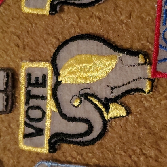 Vintage sheer patch lot - 9 pieces - Picture 7 of 12